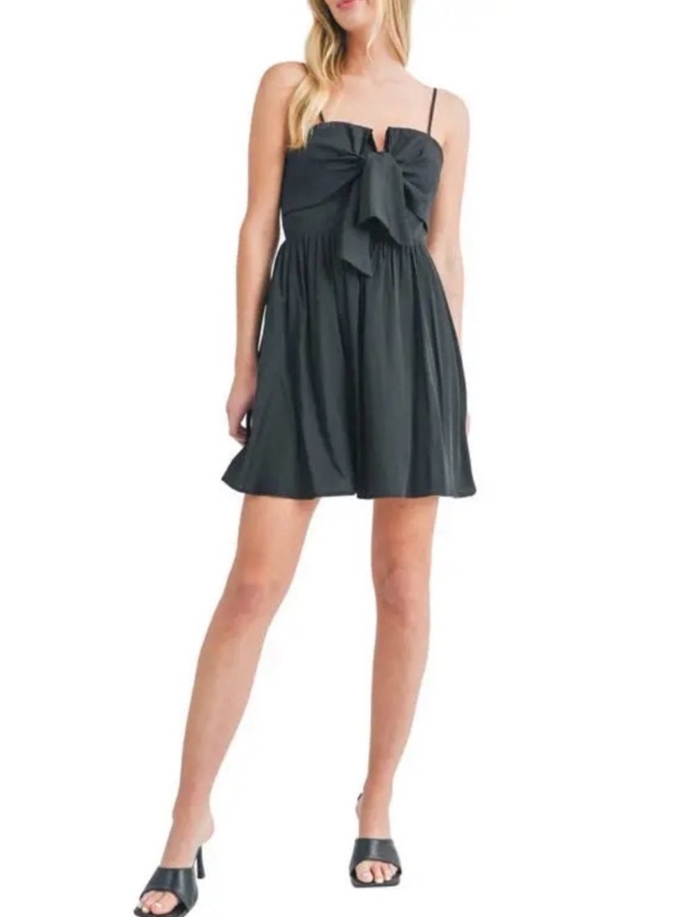💚All in Favor Black Mini Dress